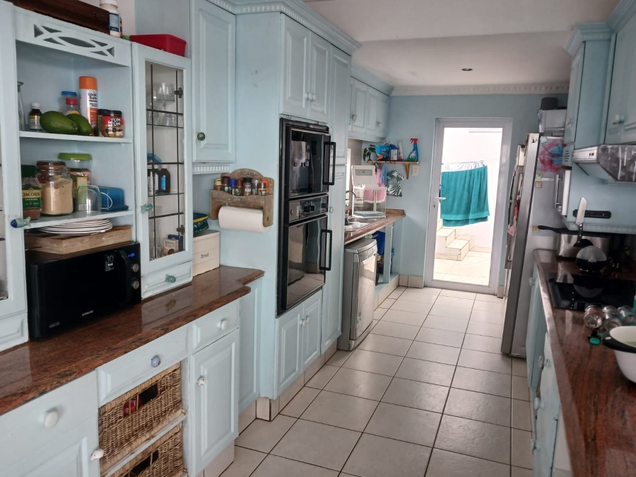 4 Bedroom Property for Sale in Prince