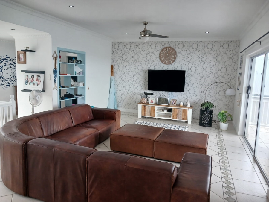 4 Bedroom Property for Sale in Prince