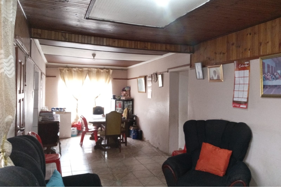 4 Bedroom Property for Sale in Umlazi C KwaZulu-Natal