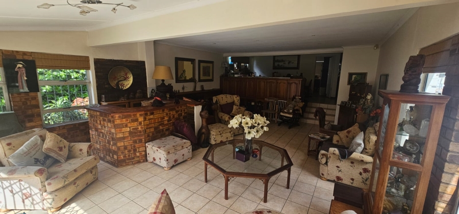3 Bedroom Property for Sale in Cowies Hill KwaZulu-Natal