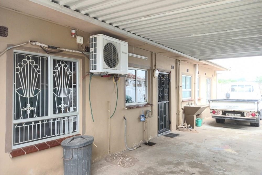 3 Bedroom Property for Sale in Palmview KwaZulu-Natal