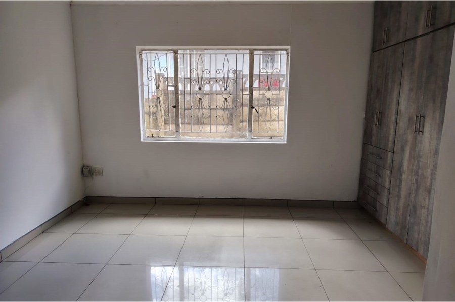 3 Bedroom Property for Sale in Raisethorpe KwaZulu-Natal