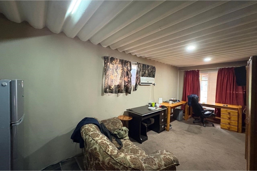3 Bedroom Property for Sale in Pioneer Park KwaZulu-Natal