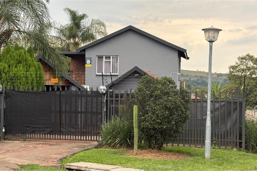 3 Bedroom Property for Sale in Pioneer Park KwaZulu-Natal