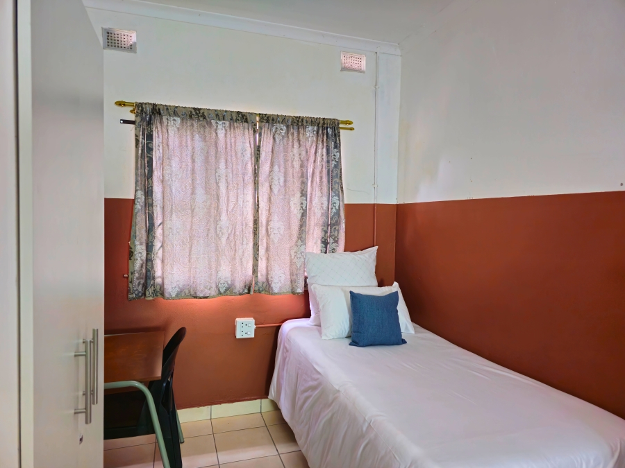 To Let 25 Bedroom Property for Rent in Reservoir Hills KwaZulu-Natal
