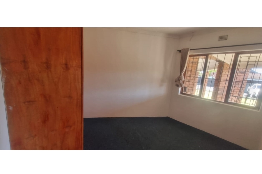 To Let 2 Bedroom Property for Rent in Brackenham KwaZulu-Natal