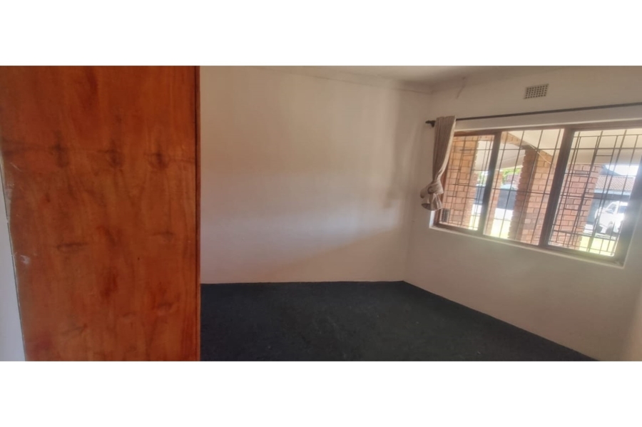 To Let 2 Bedroom Property for Rent in Brackenham KwaZulu-Natal