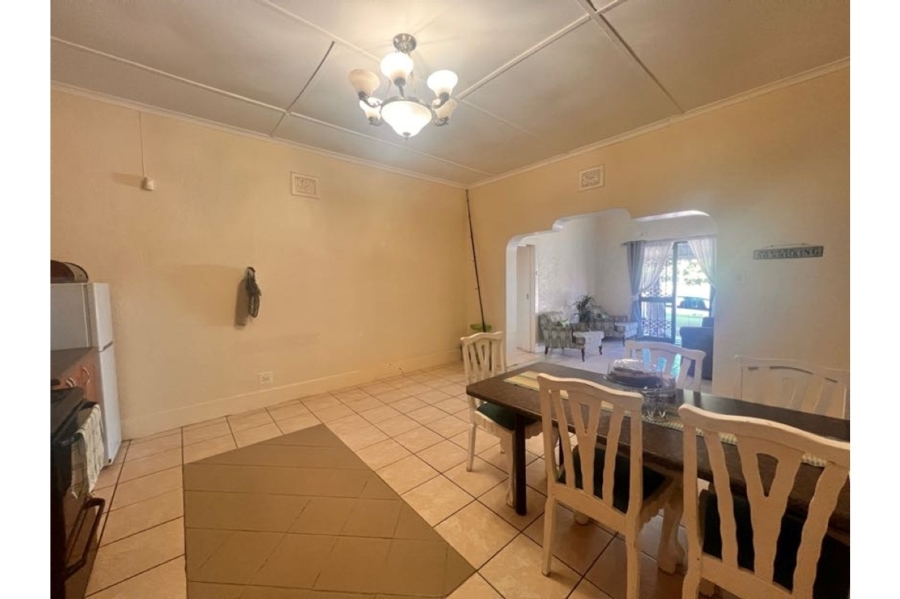 2 Bedroom Property for Sale in St Michaels On Sea KwaZulu-Natal