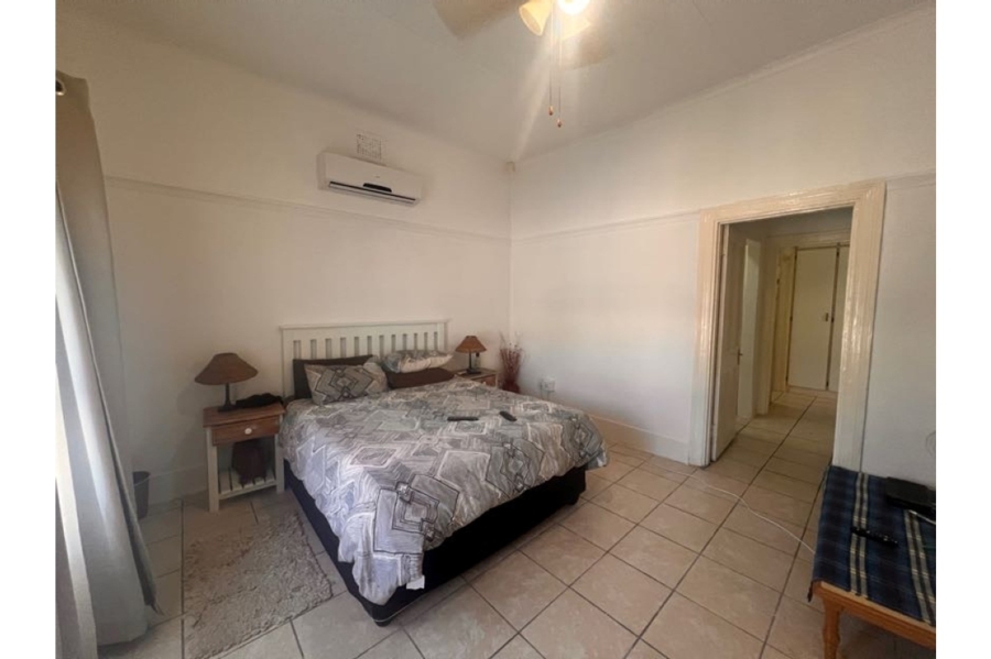 2 Bedroom Property for Sale in St Michaels On Sea KwaZulu-Natal