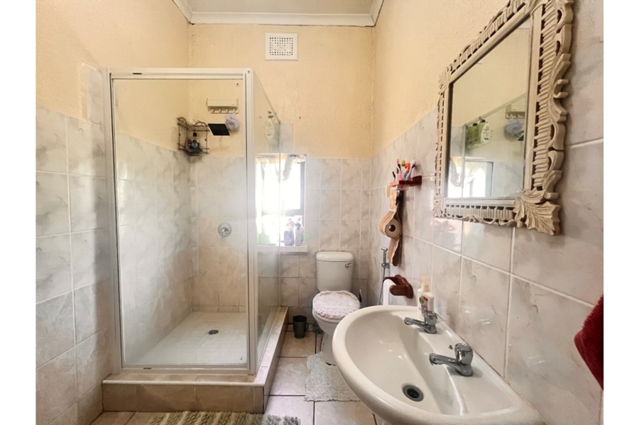 2 Bedroom Property for Sale in St Michaels On Sea KwaZulu-Natal