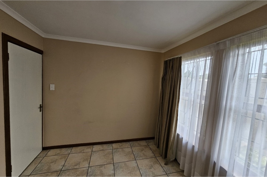 3 Bedroom Property for Sale in Hayfields KwaZulu-Natal