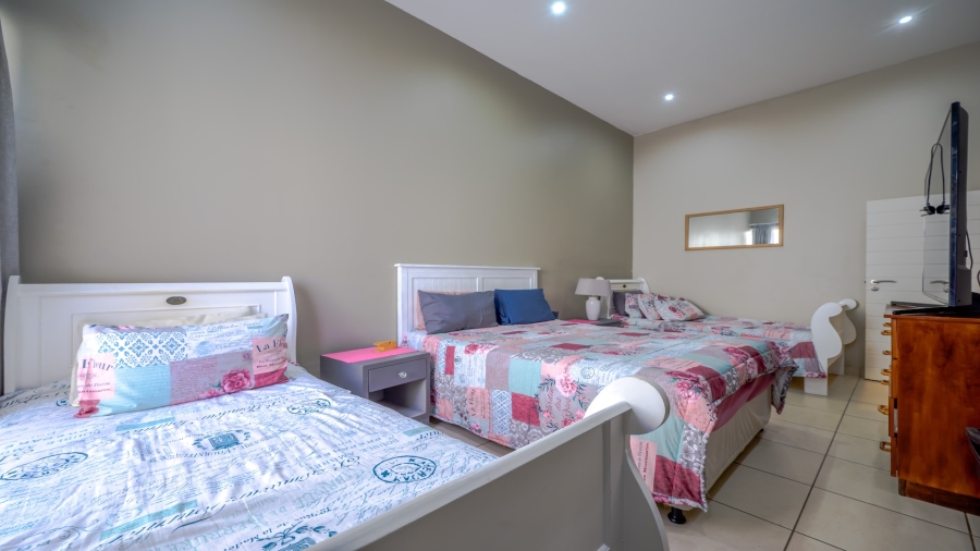 7 Bedroom Property for Sale in Ballito Central KwaZulu-Natal