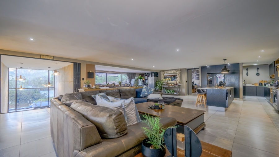 7 Bedroom Property for Sale in Ballito Central KwaZulu-Natal