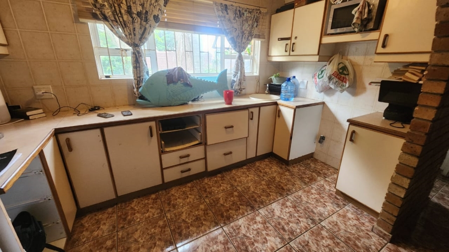 4 Bedroom Property for Sale in Uvongo KwaZulu-Natal