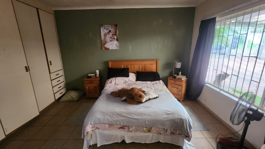 4 Bedroom Property for Sale in Uvongo KwaZulu-Natal
