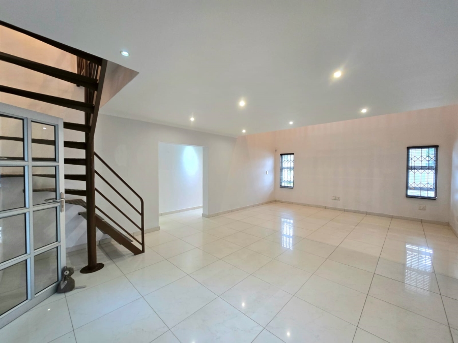 4 Bedroom Property for Sale in Birdswood KwaZulu-Natal