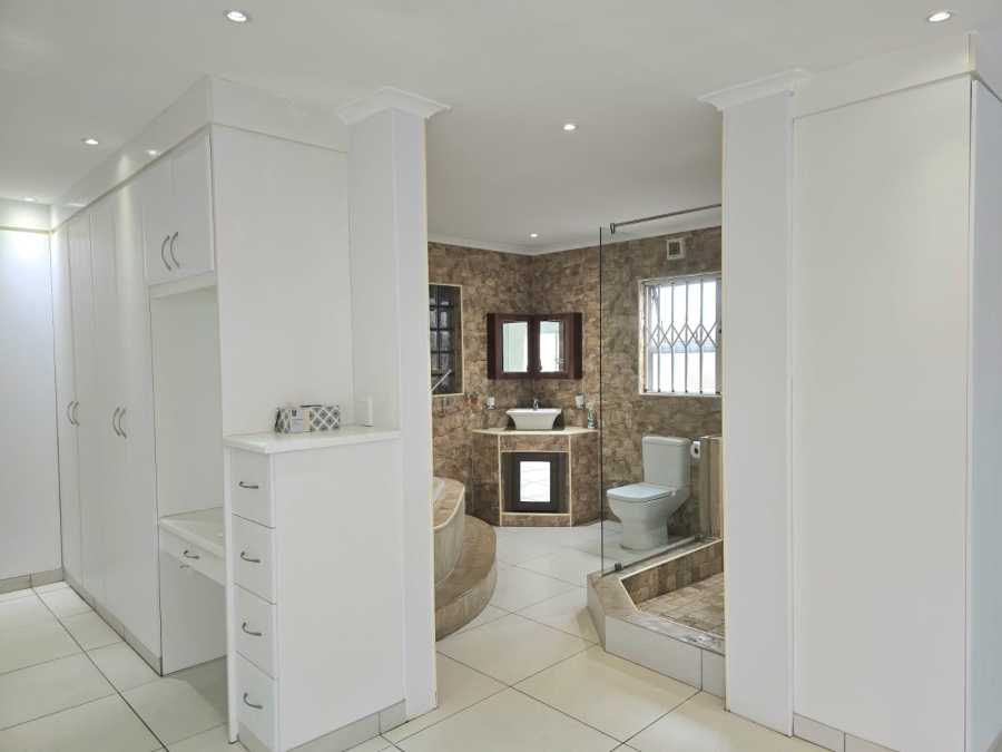 4 Bedroom Property for Sale in Birdswood KwaZulu-Natal