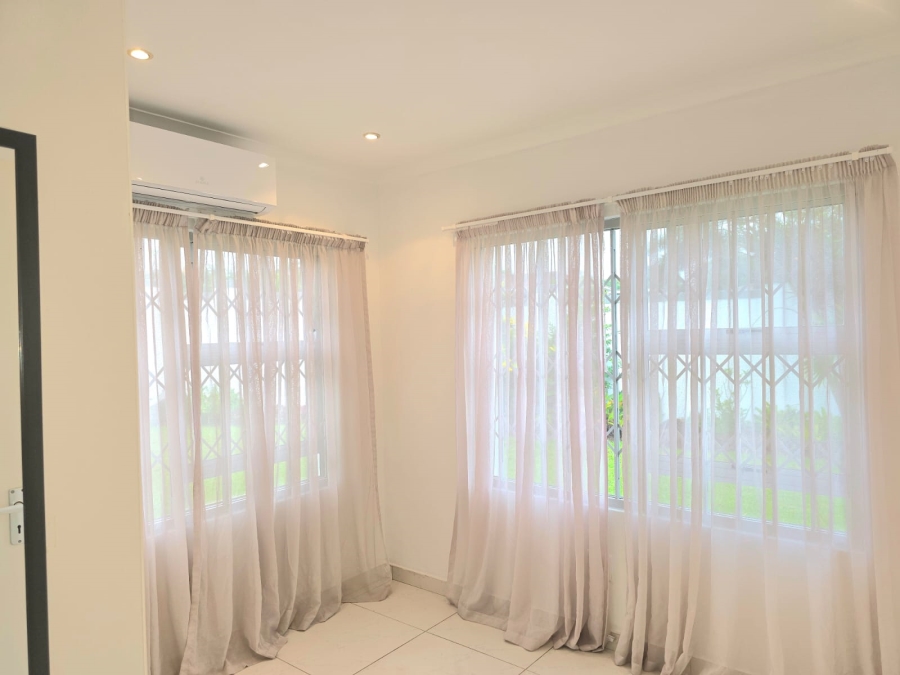 4 Bedroom Property for Sale in Birdswood KwaZulu-Natal