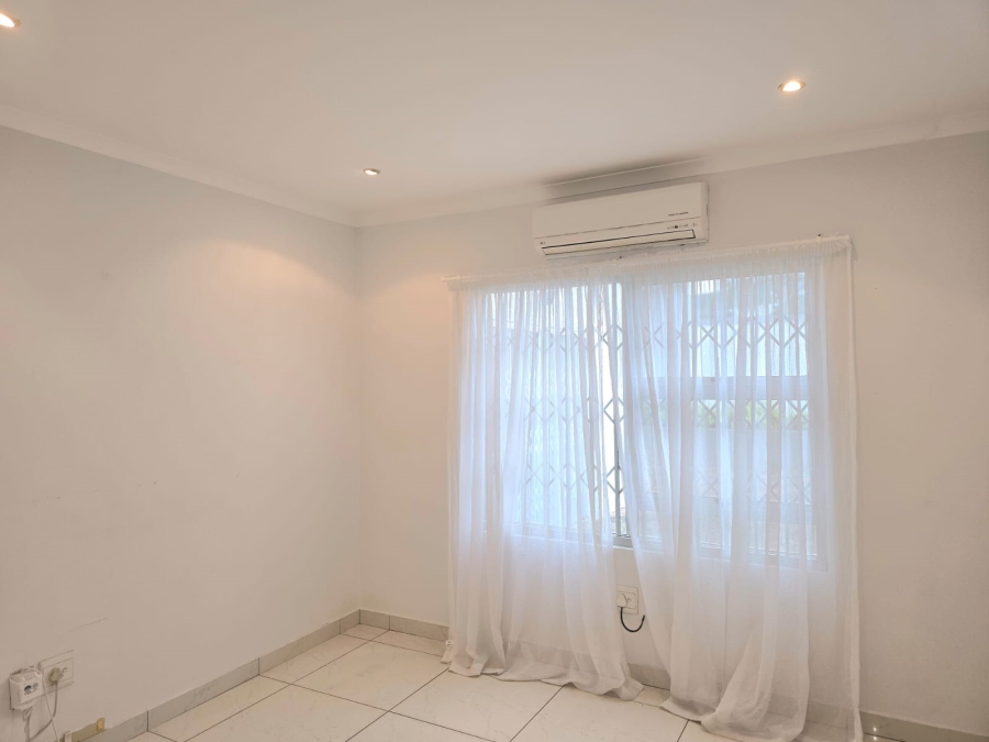 4 Bedroom Property for Sale in Birdswood KwaZulu-Natal