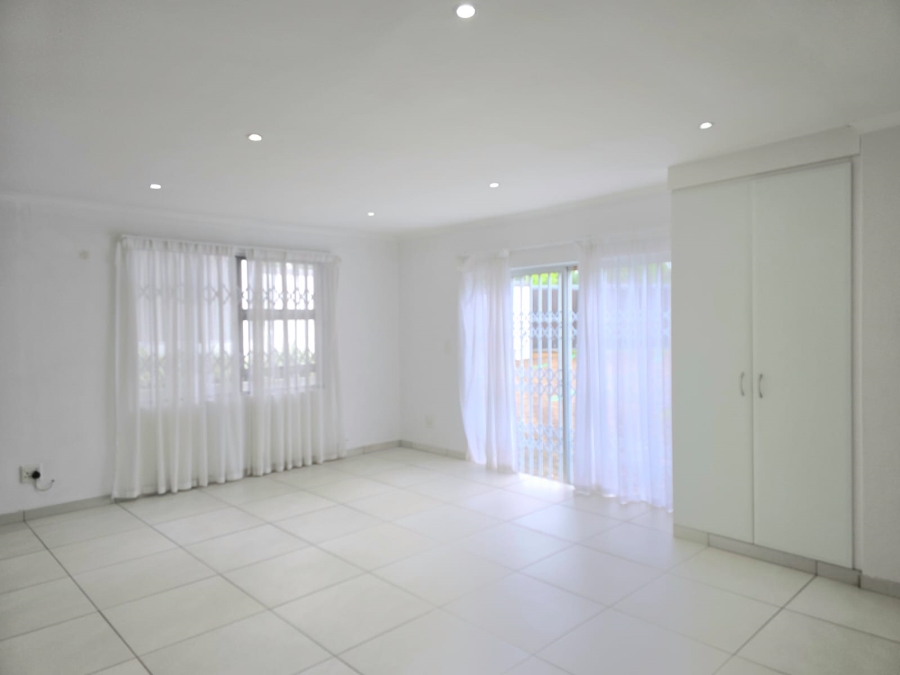 4 Bedroom Property for Sale in Birdswood KwaZulu-Natal