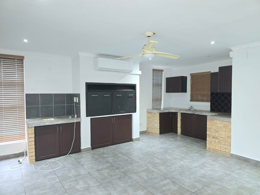 4 Bedroom Property for Sale in Birdswood KwaZulu-Natal