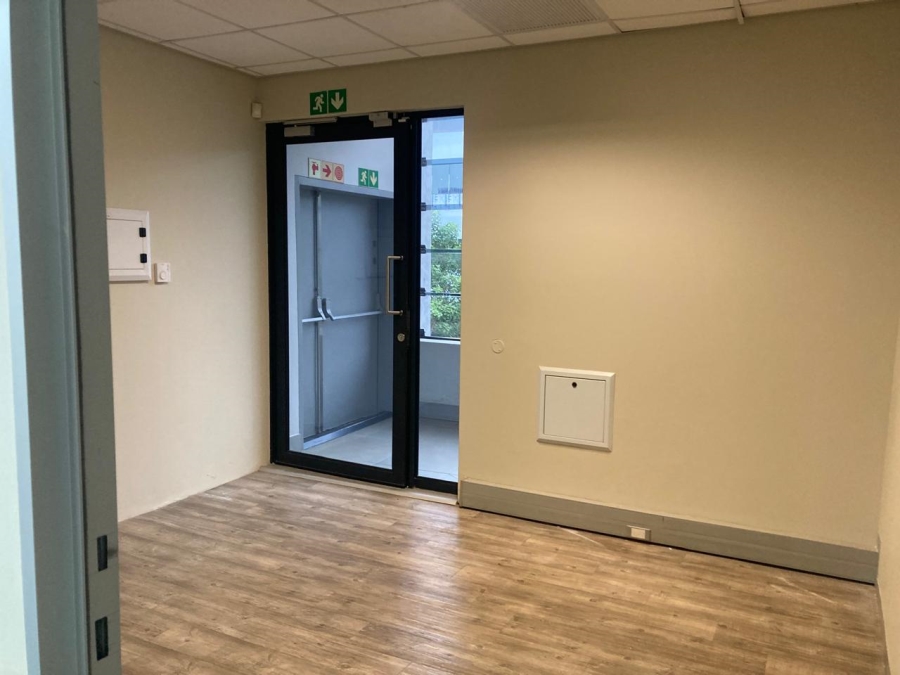 To Let commercial Property for Rent in Umhlanga Ridge KwaZulu-Natal