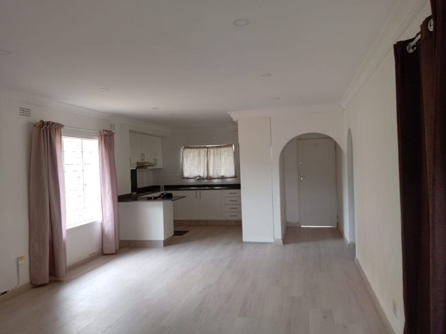 3 Bedroom Property for Sale in Brindhaven KwaZulu-Natal