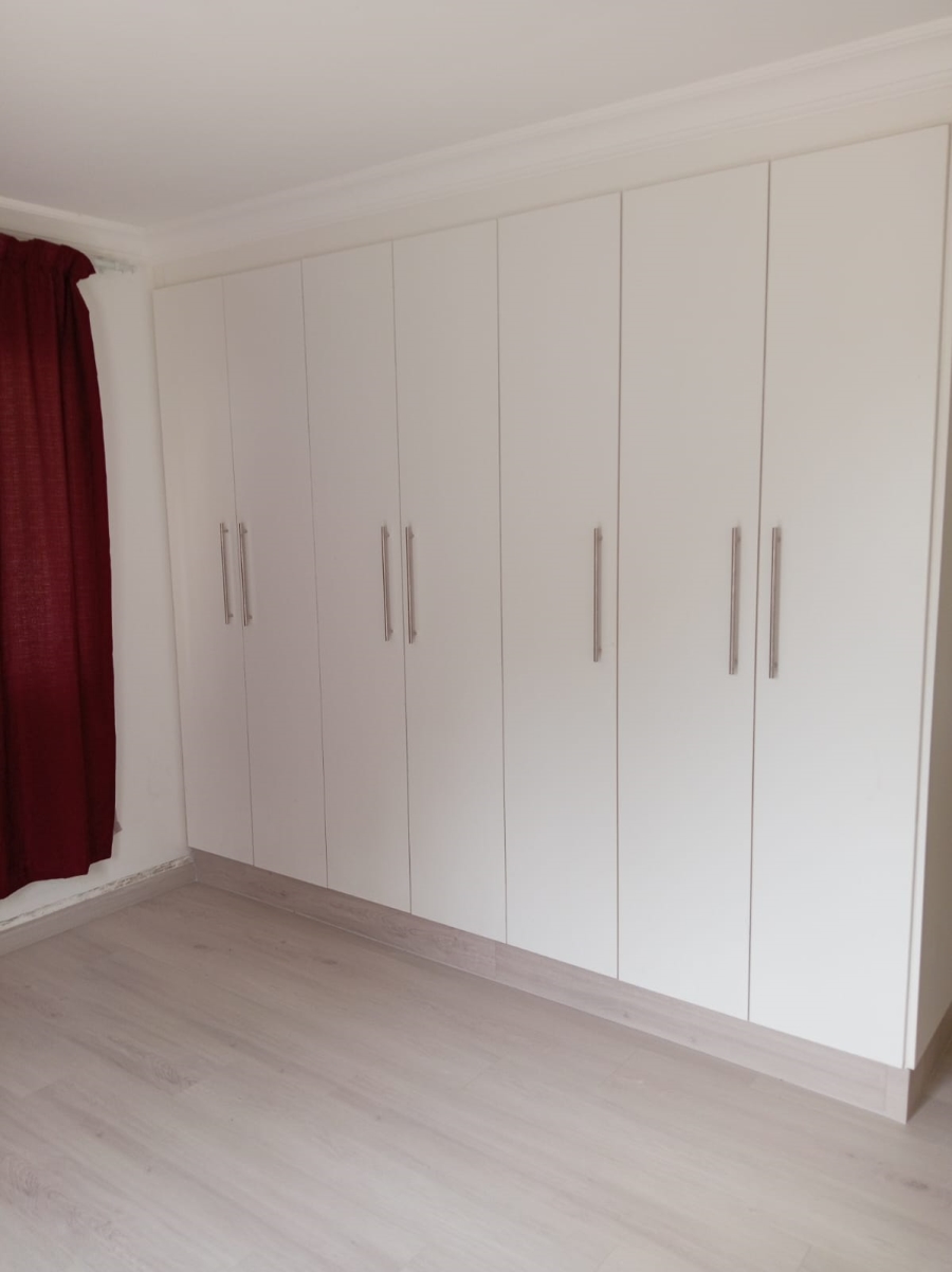 3 Bedroom Property for Sale in Brindhaven KwaZulu-Natal