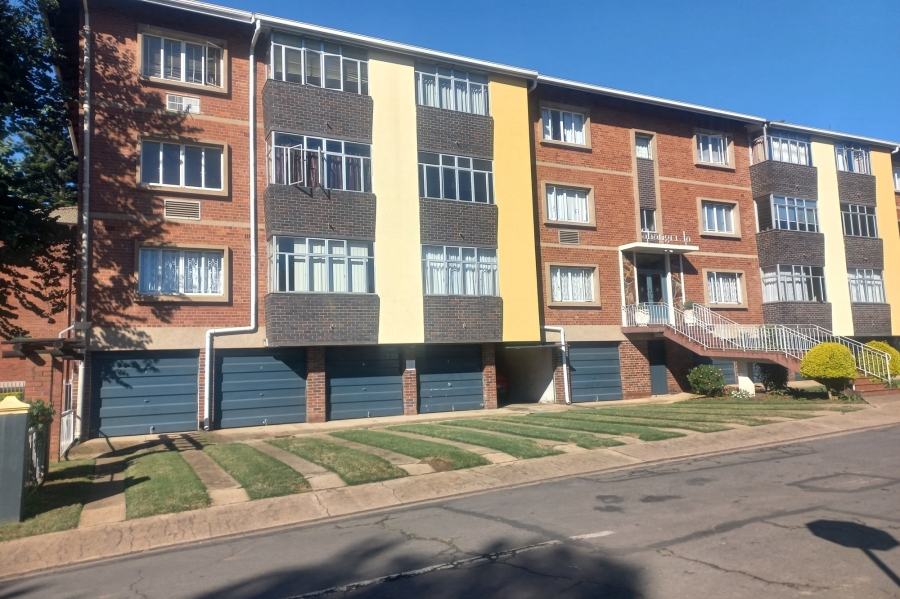 2 Bedroom Property for Sale in Scottsville KwaZulu-Natal