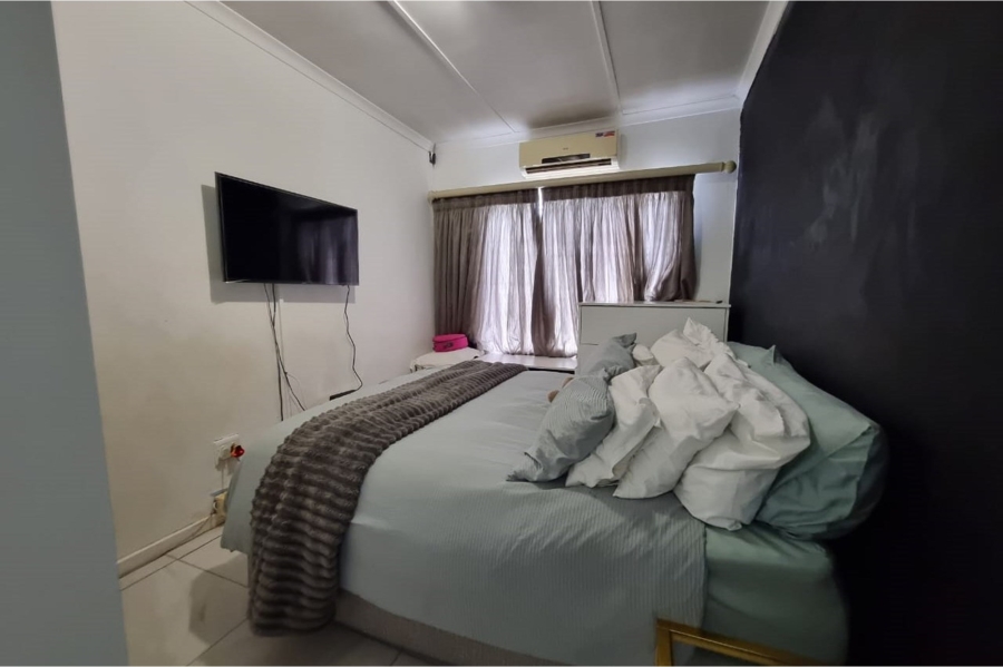 3 Bedroom Property for Sale in Lincoln Meade KwaZulu-Natal