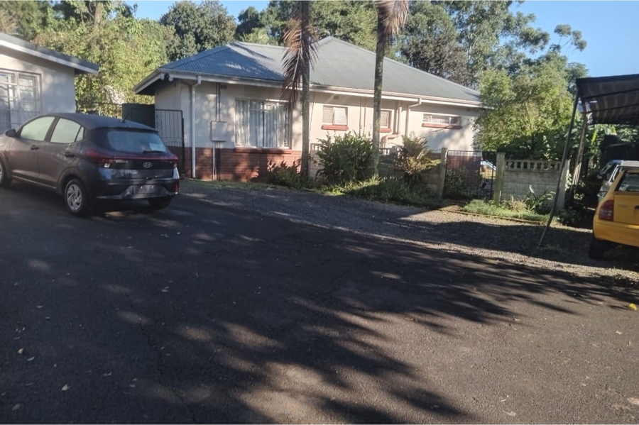 7 Bedroom Property for Sale in Athlone KwaZulu-Natal