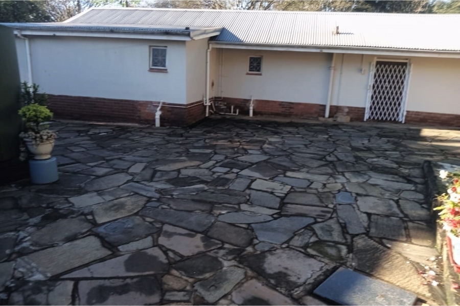 7 Bedroom Property for Sale in Athlone KwaZulu-Natal