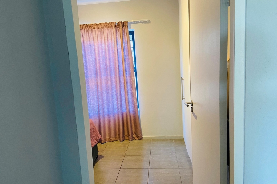 To Let 2 Bedroom Property for Rent in Athlone Park KwaZulu-Natal