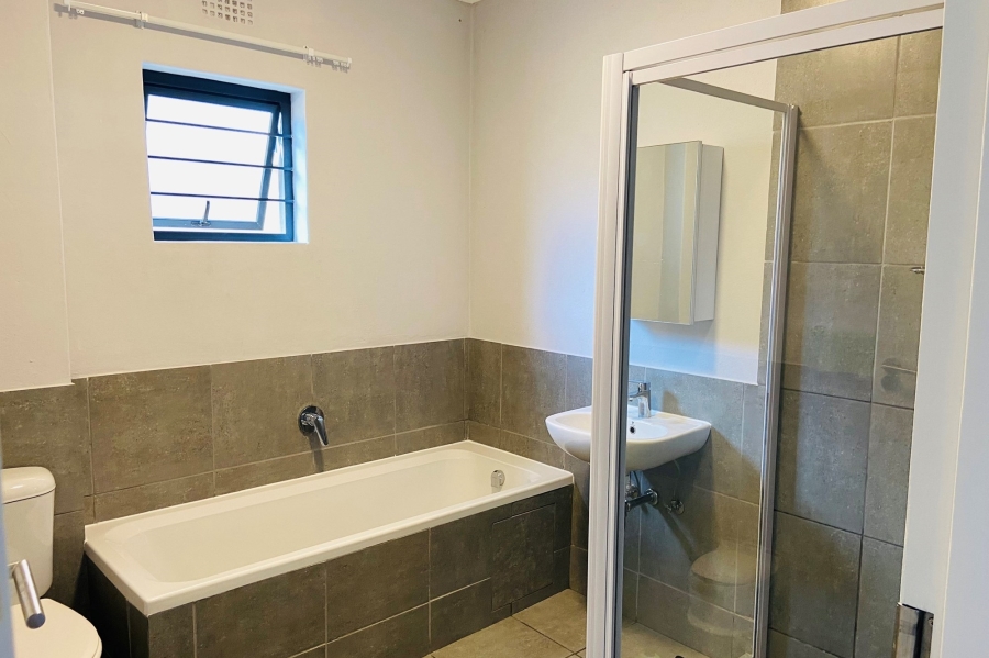 To Let 2 Bedroom Property for Rent in Athlone Park KwaZulu-Natal
