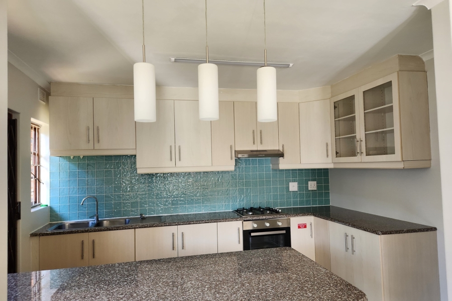 3 Bedroom Property for Sale in Amanzimtoti KwaZulu-Natal