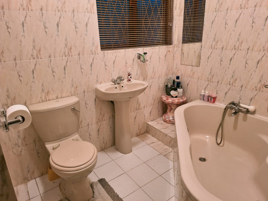 3 Bedroom Property for Sale in Montrose KwaZulu-Natal