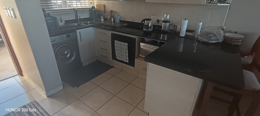 2 Bedroom Property for Sale in Manaba Beach KwaZulu-Natal