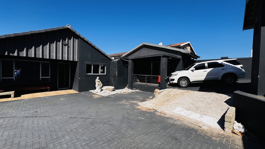 3 Bedroom Property for Sale in Bluff KwaZulu-Natal