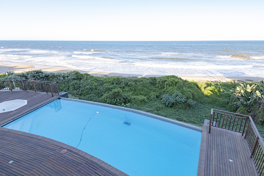 5 Bedroom Property for Sale in Tinley Manor KwaZulu-Natal