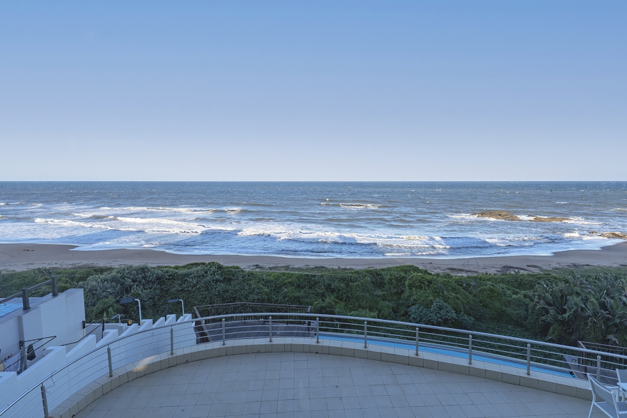 5 Bedroom Property for Sale in Tinley Manor KwaZulu-Natal