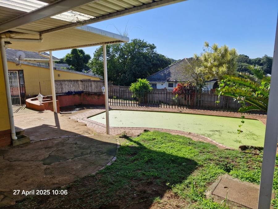 3 Bedroom Property for Sale in Mount Vernon KwaZulu-Natal