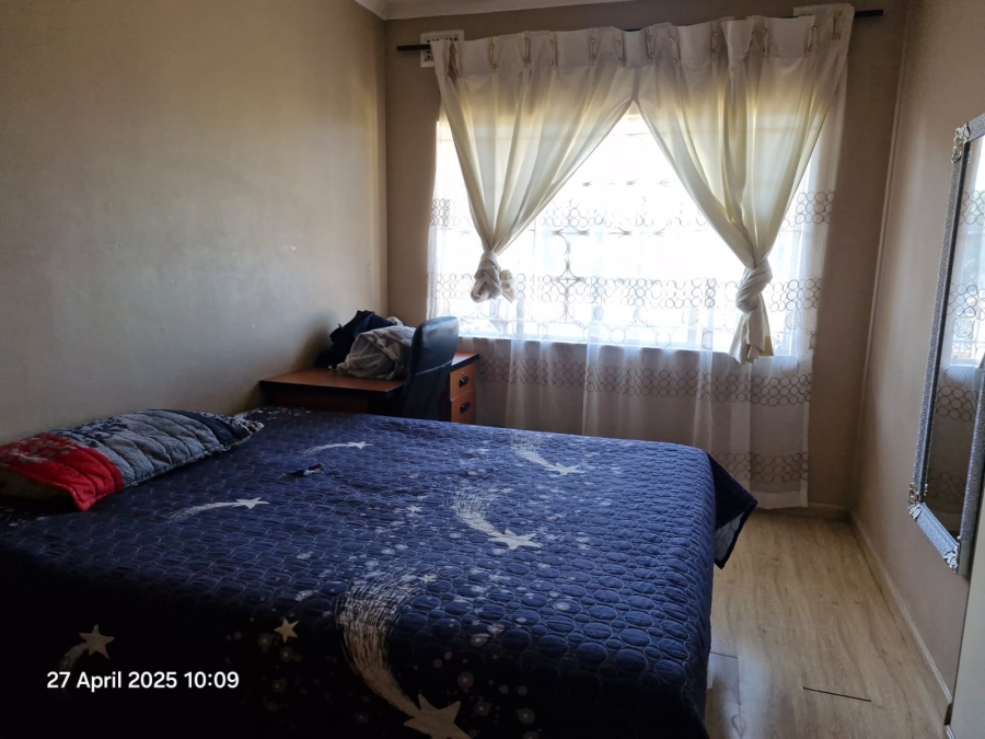3 Bedroom Property for Sale in Mount Vernon KwaZulu-Natal