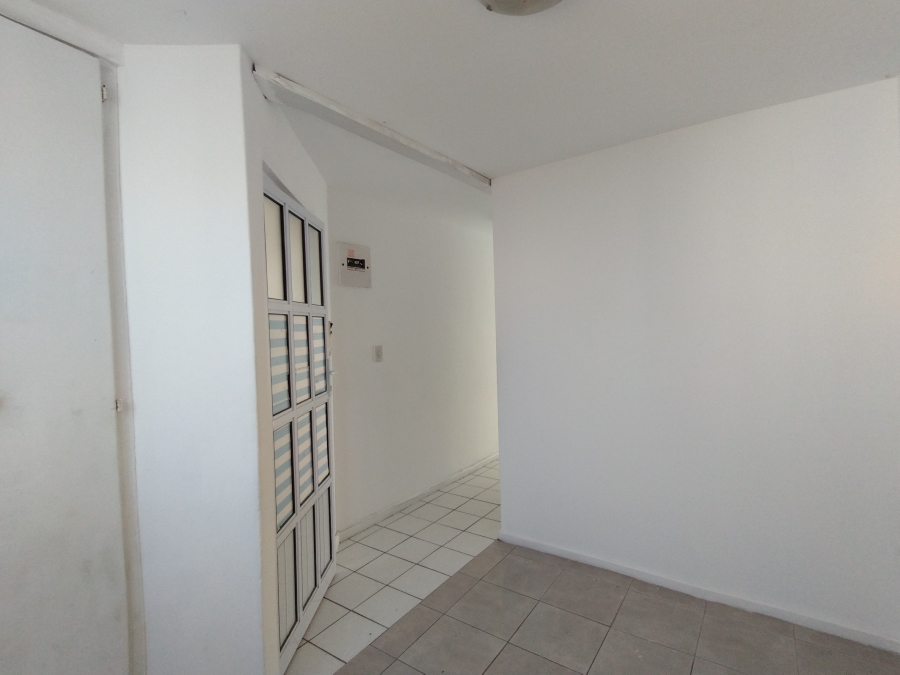 1 Bedroom Property for Sale in South Beach KwaZulu-Natal