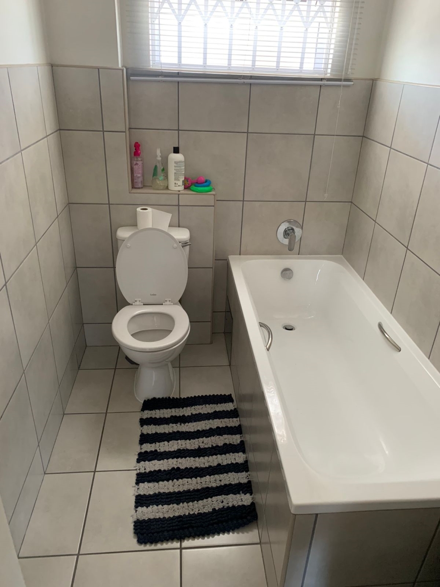 2 Bedroom Property for Sale in Glenwood KwaZulu-Natal