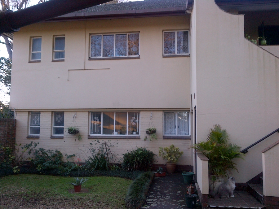 1 Bedroom Property for Sale in Kloof KwaZulu-Natal