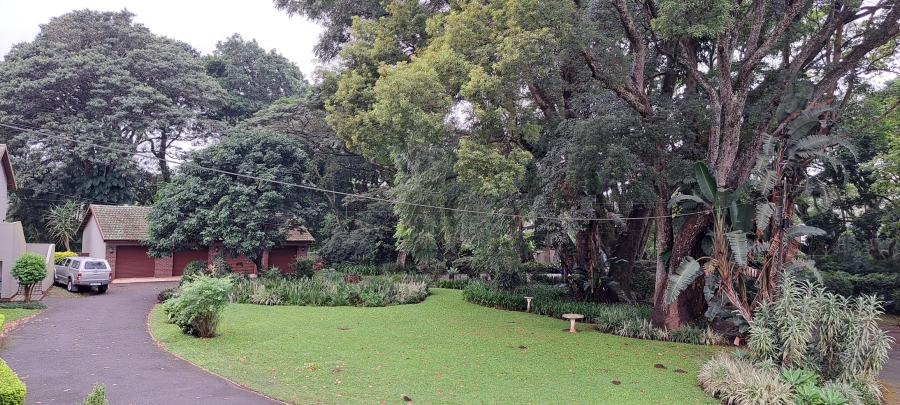 1 Bedroom Property for Sale in Kloof KwaZulu-Natal