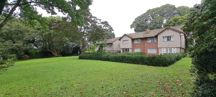 1 Bedroom Property for Sale in Kloof KwaZulu-Natal