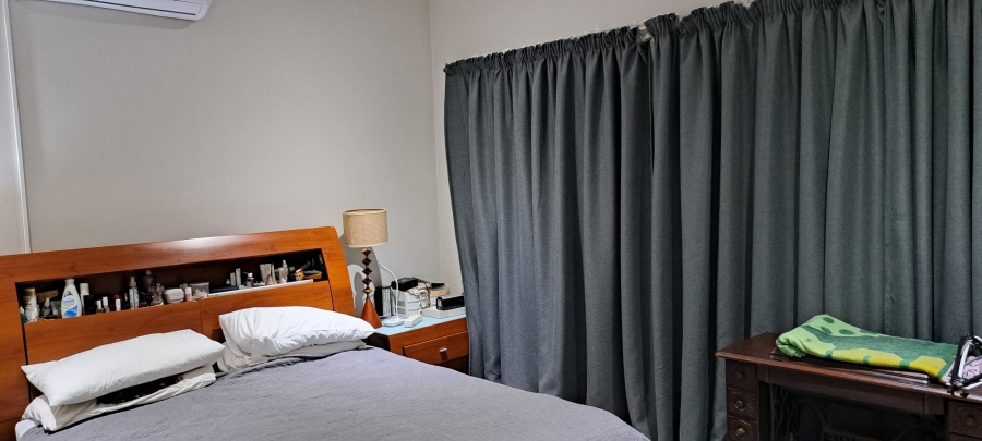 1 Bedroom Property for Sale in Gillitts KwaZulu-Natal