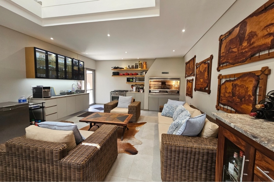 5 Bedroom Property for Sale in Port Zimbali KwaZulu-Natal