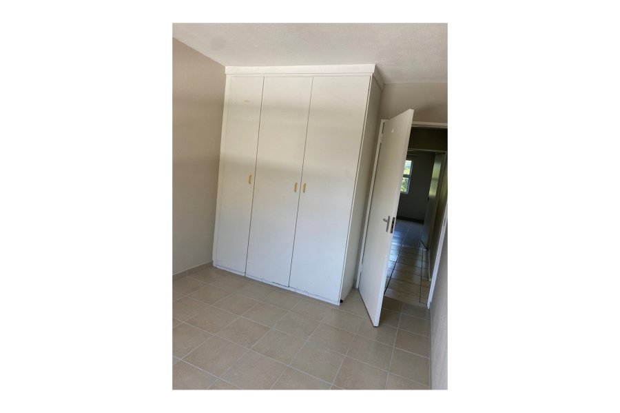 To Let 2 Bedroom Property for Rent in Essenwood KwaZulu-Natal